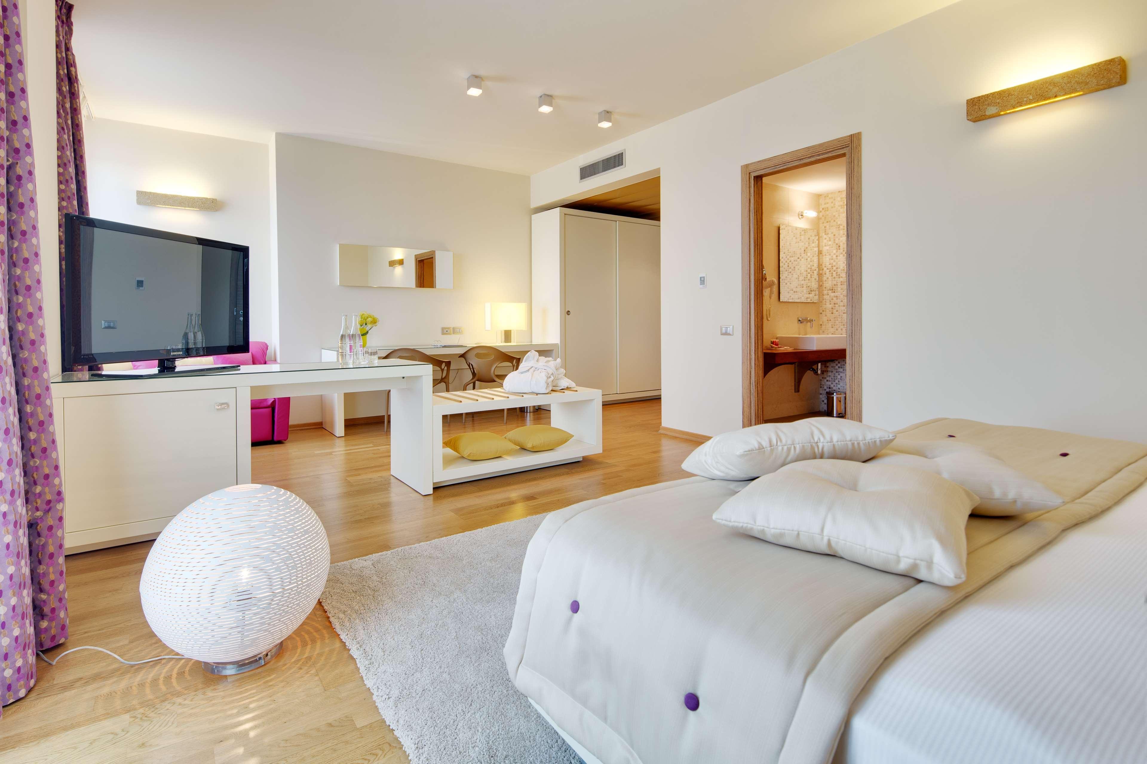 Western Leone Di Messapia & Conference 4*